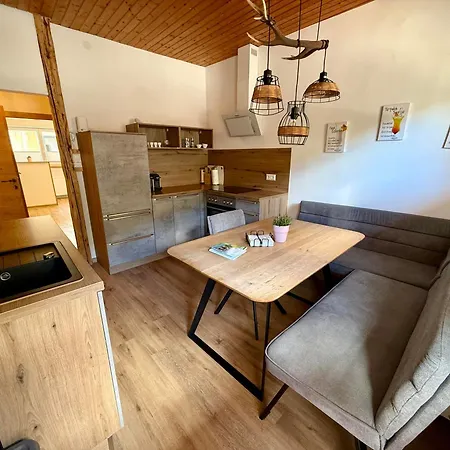Schmoelzer Am Millstaetter Kaernten Card Im Sommer Inklusive Apartment
