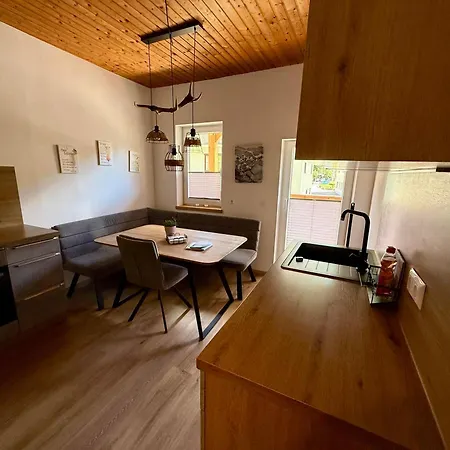 Schmoelzer Am Millstaetter Kaernten Card Im Sommer Inklusive Apartment Dobriach